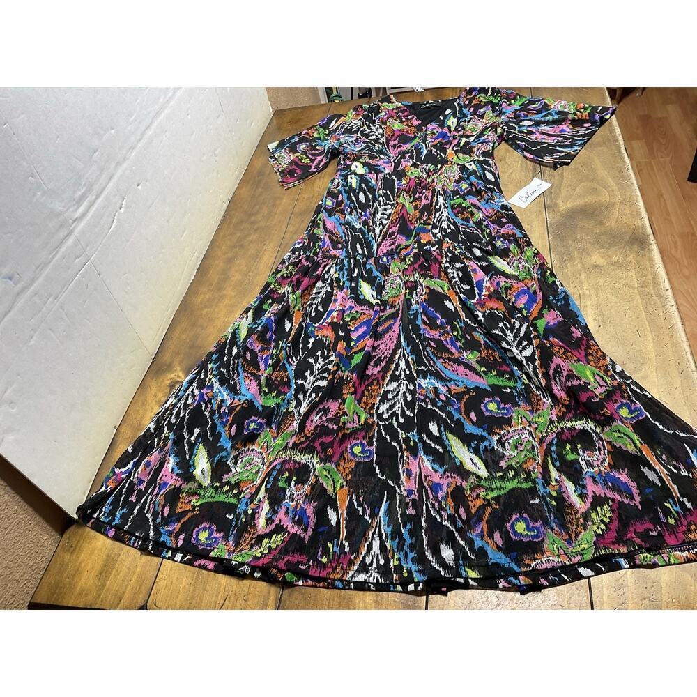 Calessa Dress Womens Colorful V Neck Abstract Boho Artsy Size Medium NWT